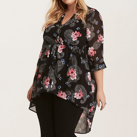 Torrid Floral Top - Picture 5 of 5